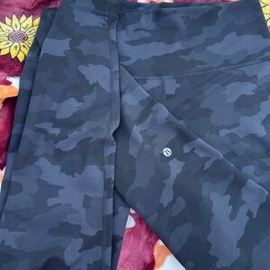 Wunder Train High-Rise Tight 28"